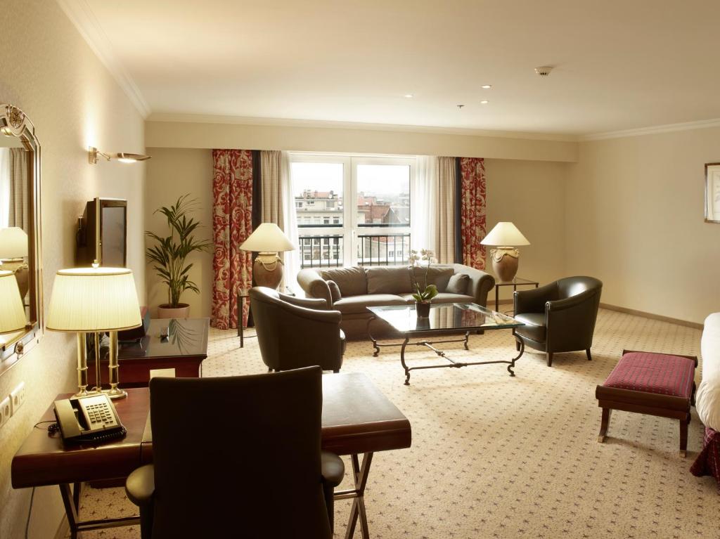 Posezení v ubytování Hilton Antwerp Old Town