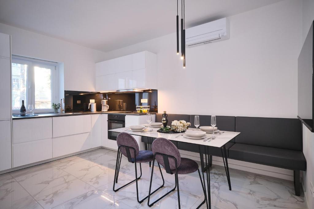 LaMer Luxury Suite by Litto