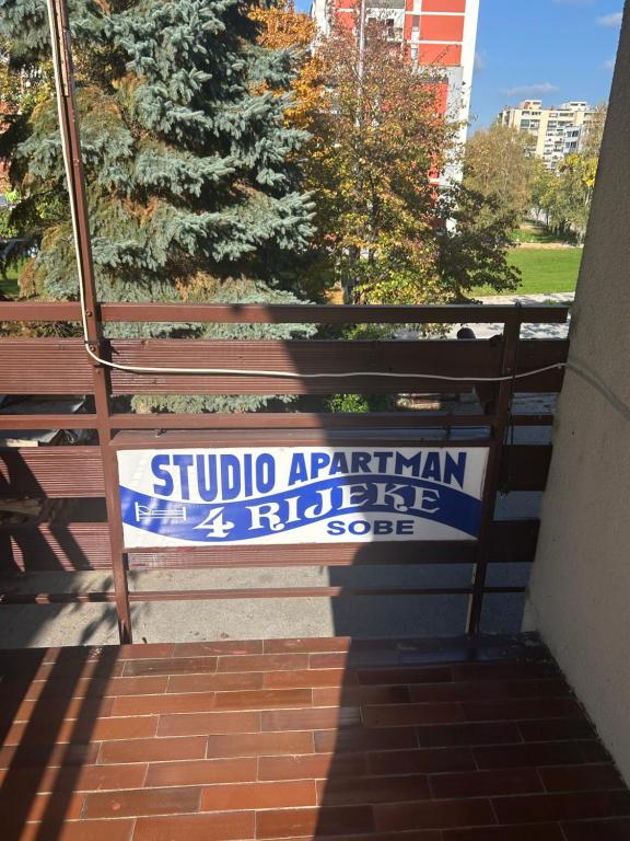 Apartments & Rooms 4 rijeke - 17