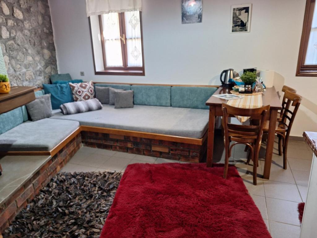 Posezení v ubytování Potamolithos Suites