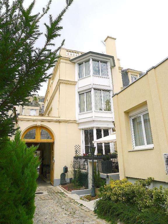 Grand Hôtel Des Templiers, Piscine & Spa - Resim 23