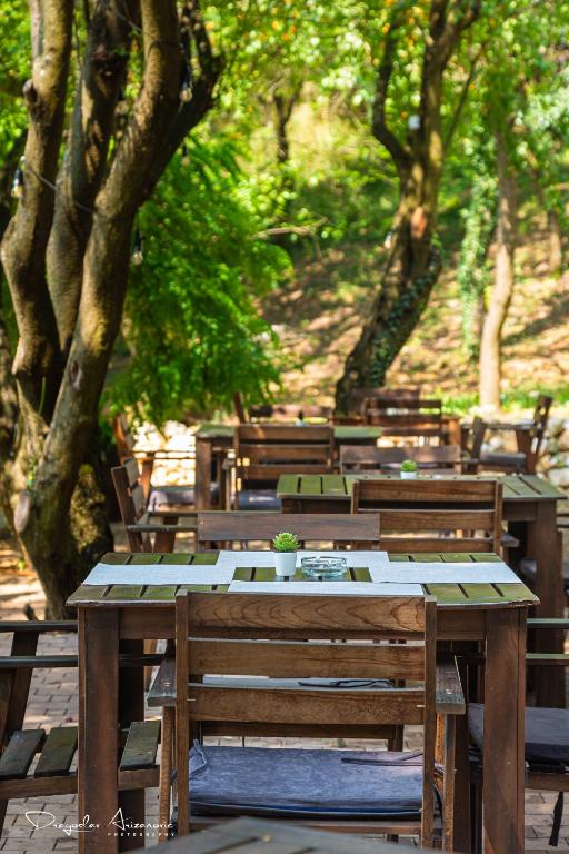 Zahrada ubytování Restoran Lisine - Resavska pećina