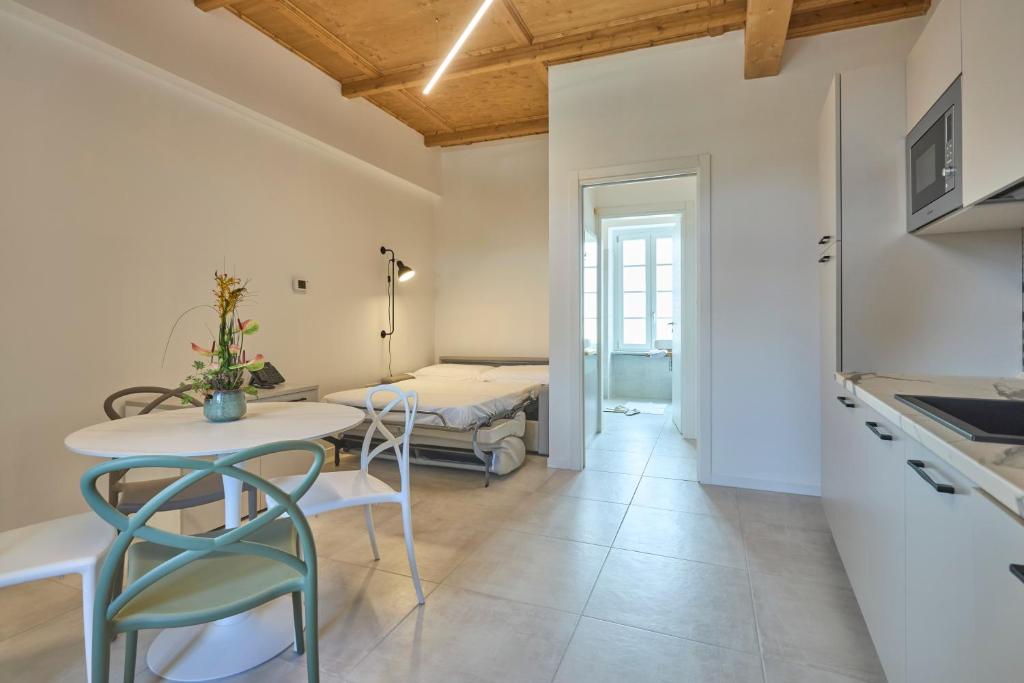 Via Ai Portici Suite
