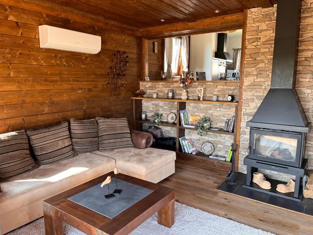 Posezení v ubytování Duna Holiday Home