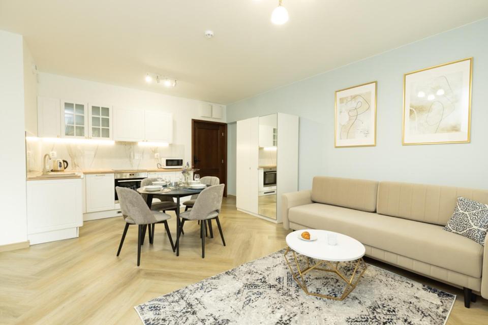 Sonata Apartments - 10