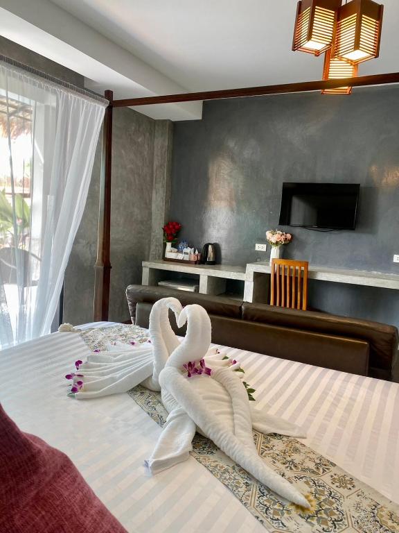 Lanta Just Come Bungalow - 4