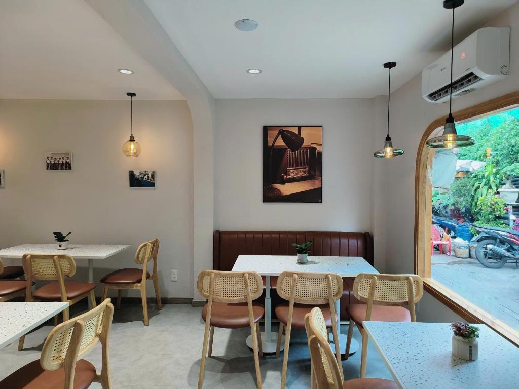 Posezení v ubytování Góc Hải Phòng Drinks & Homestay Q4
