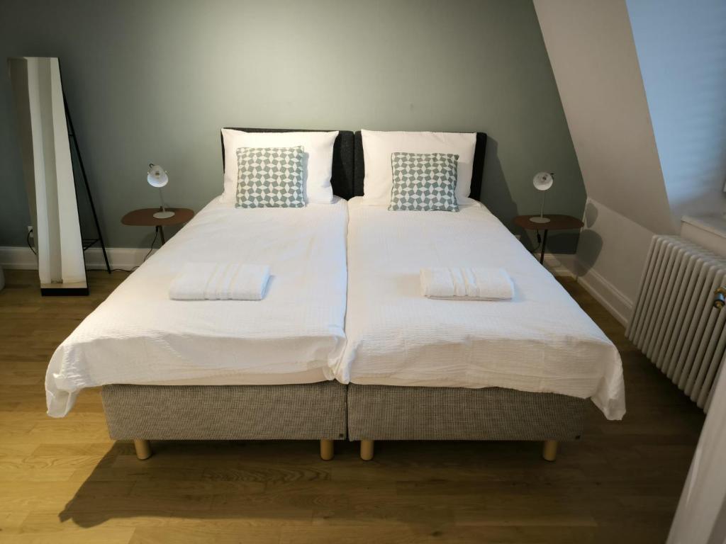 Apartments in Zelgstrasse-Zurich - Resim 2