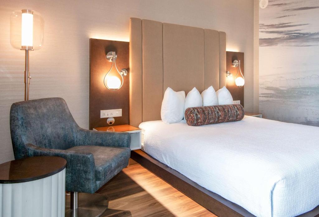 Coast Victoria Hotel & Marina by APA - Resim 39