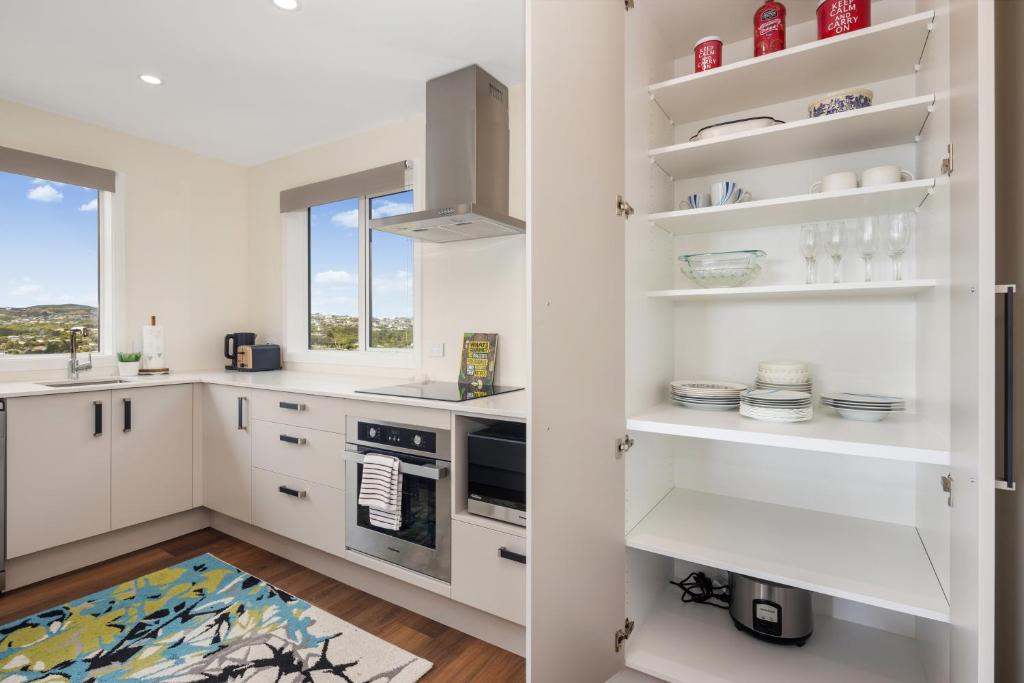 Stunning view, privacy, close to ferry & brand-new - Resim 28