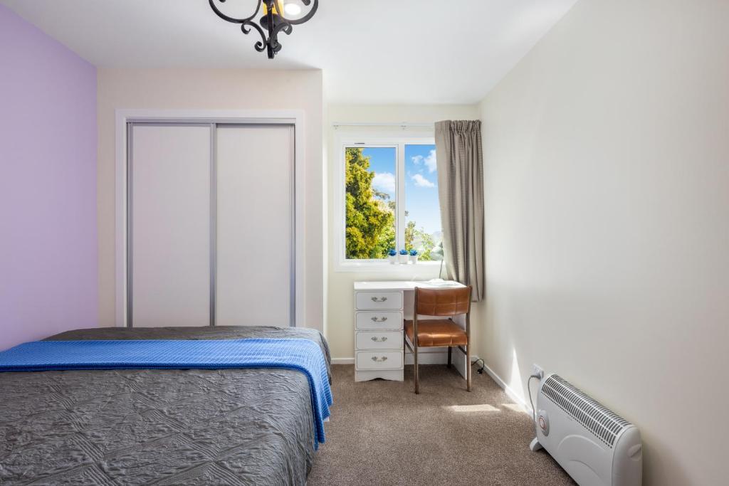 Stunning view, privacy, close to ferry & brand-new - Resim 31