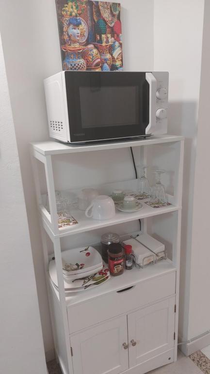 GL Golden City Apartments - 14