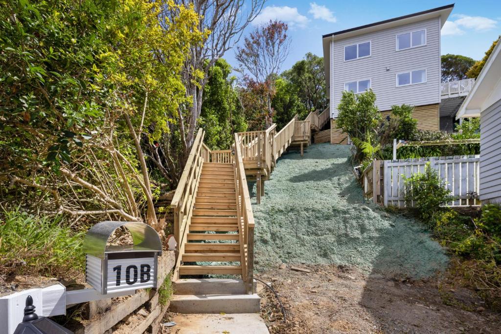 Stunning view, privacy, close to ferry & brand-new - Resim 11