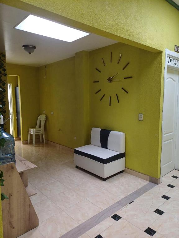 Istumisnurk majutusasutuses Aparta-Hotel El Dorado