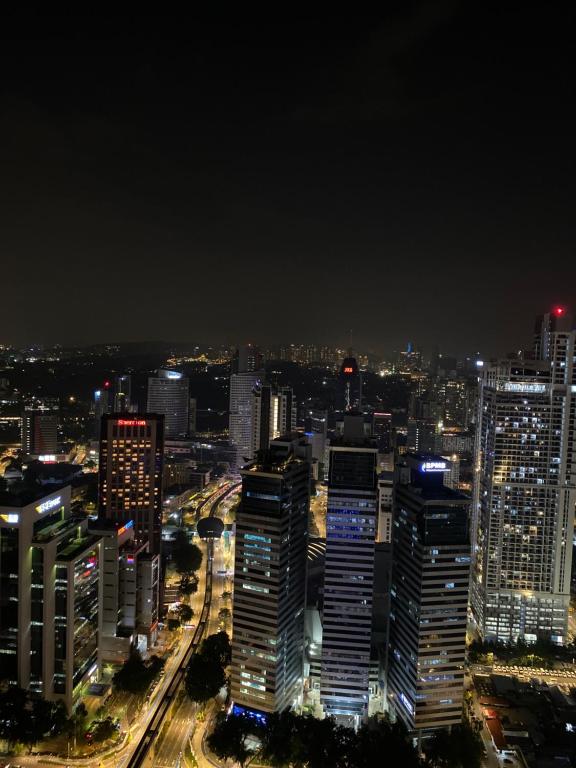 Ein allgemeiner Blick auf Kuala Lumpur oder ein Stadtblick von der Ferienwohnung aus