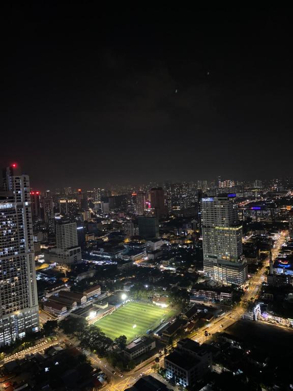 Ein allgemeiner Blick auf Kuala Lumpur oder ein Stadtblick von der Ferienwohnung aus