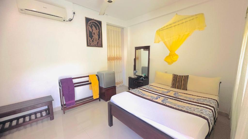 New Peacock Resort - 13