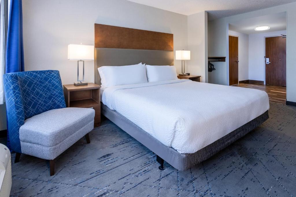 Holiday Inn Express & Suites Ft. Washington - Philadelphia, an IHG Hotel - King Room - Mobiliteit Toegang/gehoor Toegankelijk