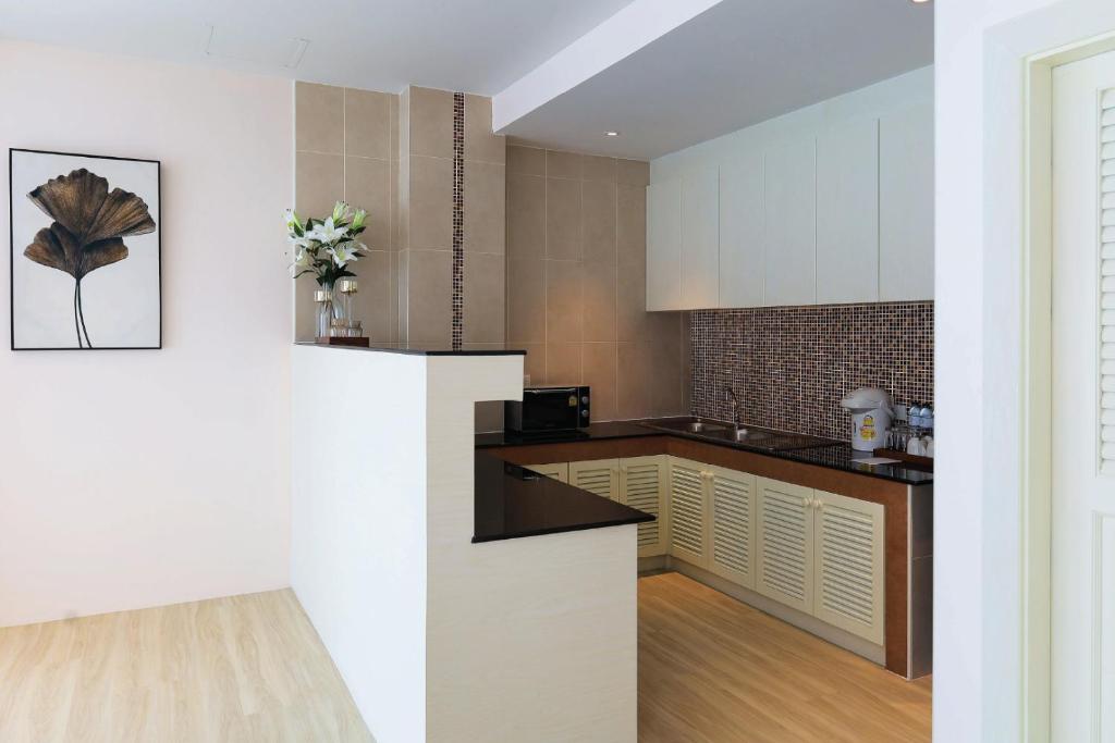 Amata Patong - Resim 38