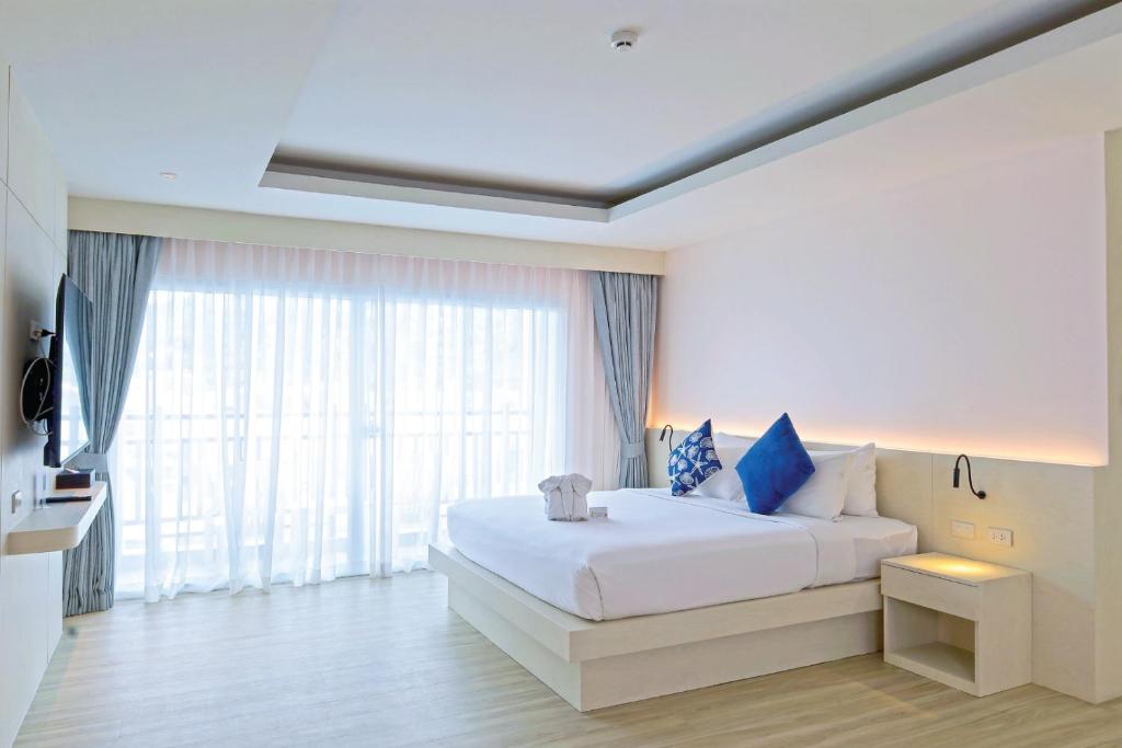 Amata Patong - Resim 33