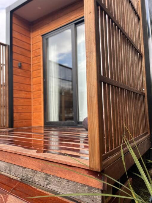 Lakeside Tiny Home - Resim 14