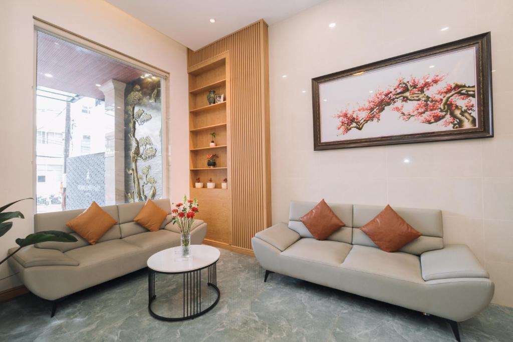 Posezení v ubytování HOANG LINH PHAT HOTEL