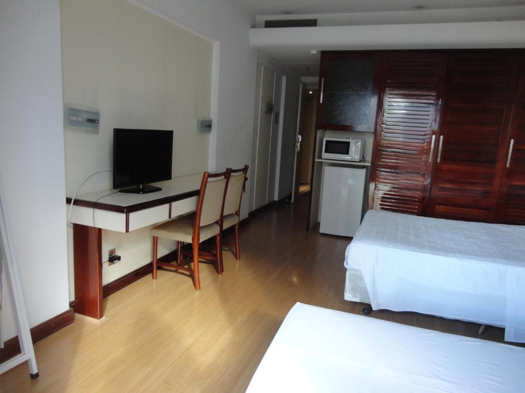 Ero's Apart Hotel
