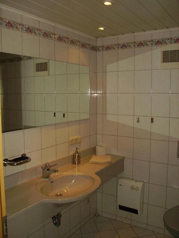 Koupelna v ubytování Hotel Rossner
