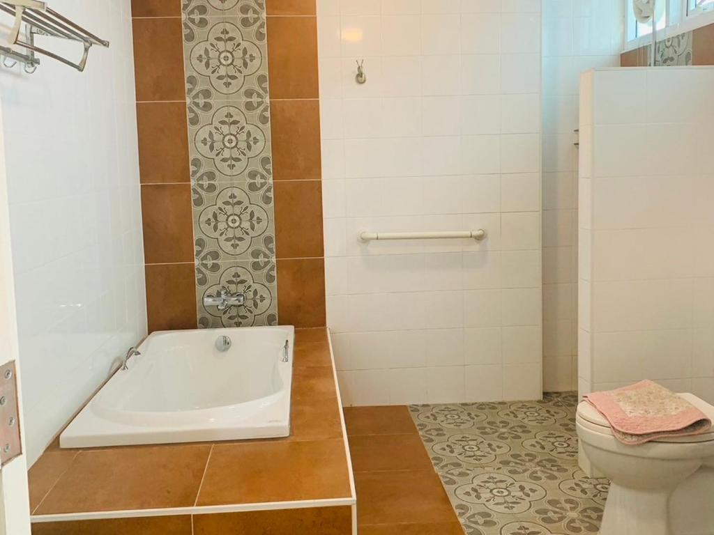 Koupelna v ubytování Na Na Doo Homestay
