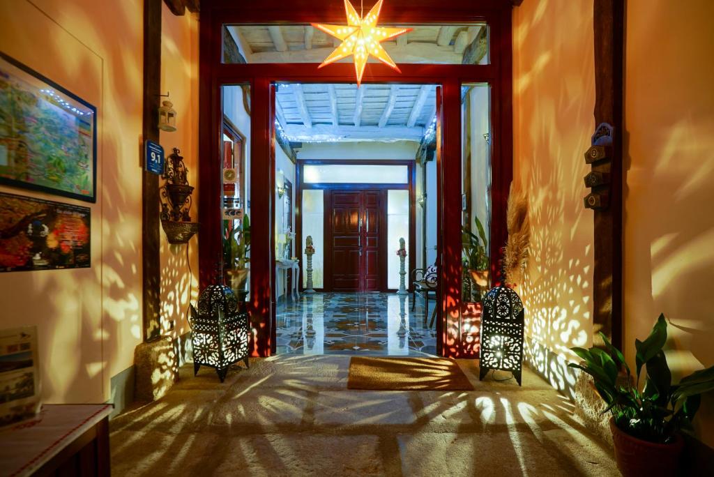 Fotografie z fotogalerie ubytování Casa Jardín de la Plata v destinaci Baños de Montemayor