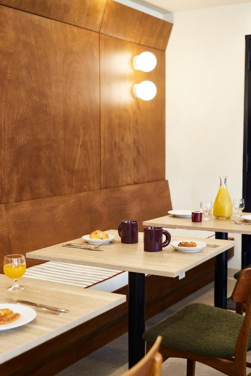 Hotel des Victoires - Restaurant - Resim 34