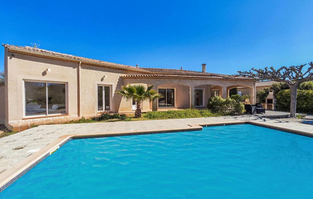 Πισίνα στο ή κοντά στο villa le perdigal