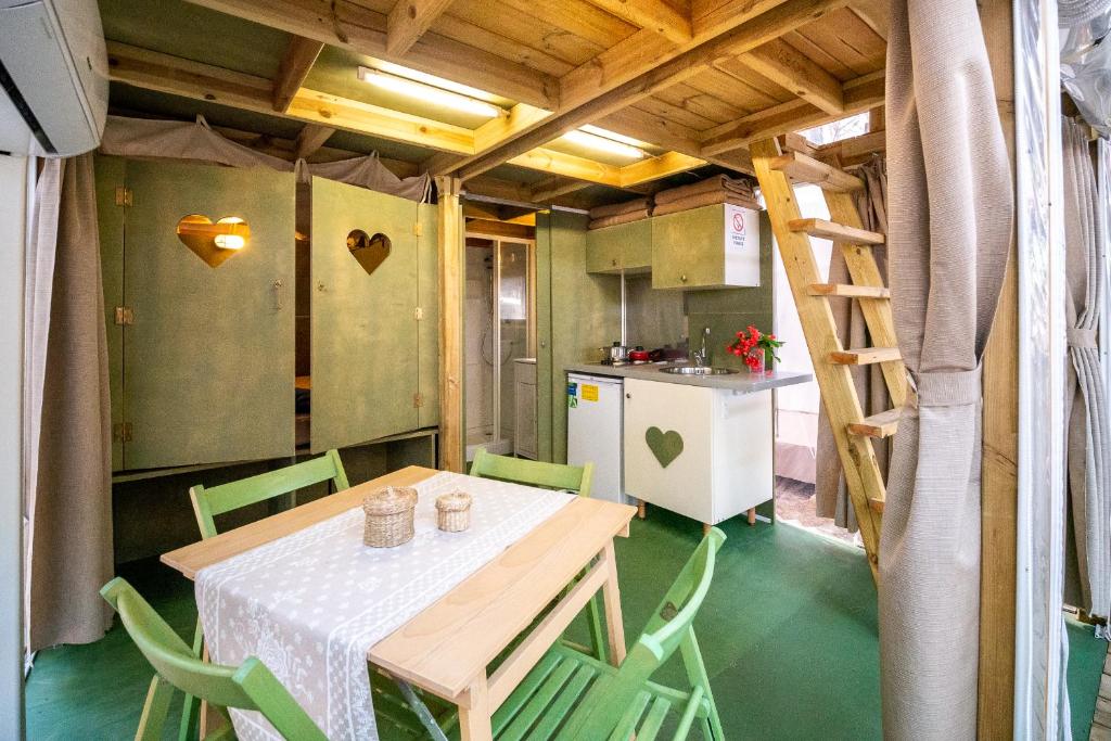 Camping Il Capannino Glamping Village - Air Lodge Tent