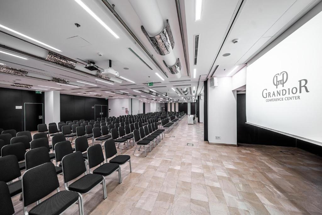 Grandior Hotel Prague - Resim 5