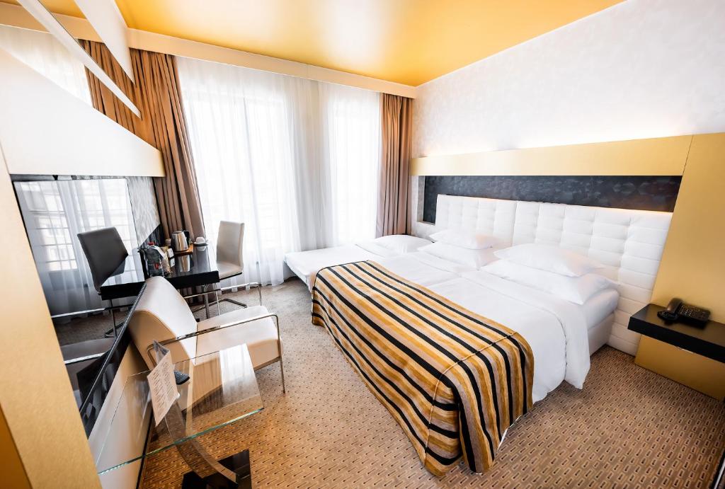 
Double Room with Extra Bed
