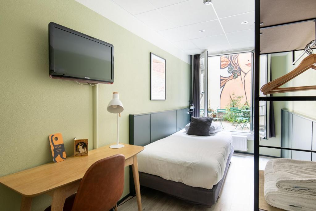 Hotel La Bohème - Resim 22