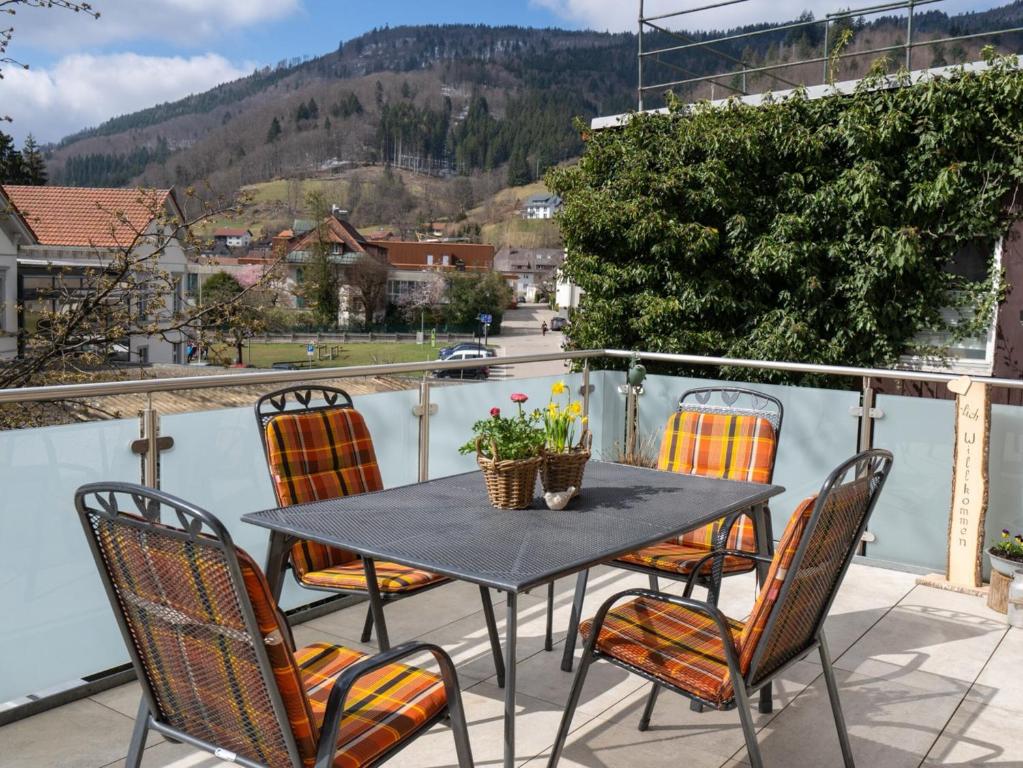 Nespecifikovaný výhled na hory nebo výhled na hory při pohledu z apartmánu