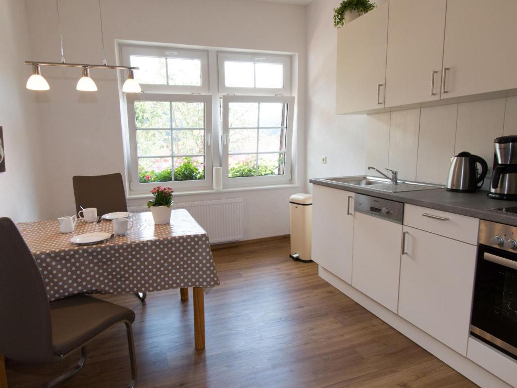 Kuchyň nebo kuchyňský kout v ubytování Ferienwohnung Dietsche Todtnau