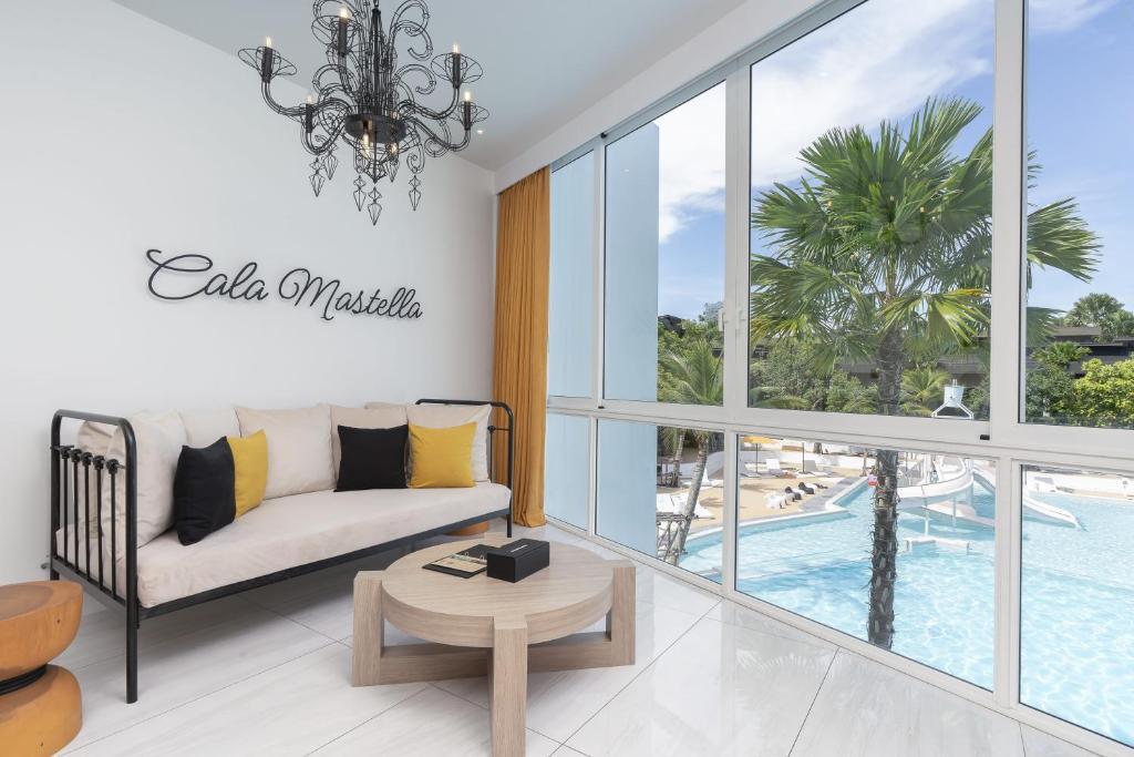 The Gems Mining Pool Villas Pattaya - Vista De Piscina De Un Dormitorio De Platino