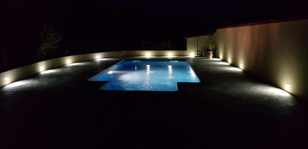 Bazén v ubytování Chambre avec terrasse Argeles sur mer nebo v jeho okolí