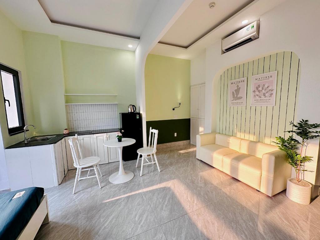 Posezení v ubytování Corgi House Danang