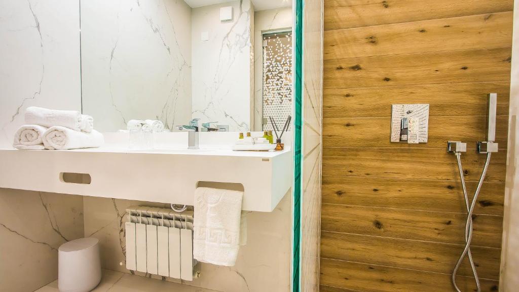 Central Carol 1 - Resim 32