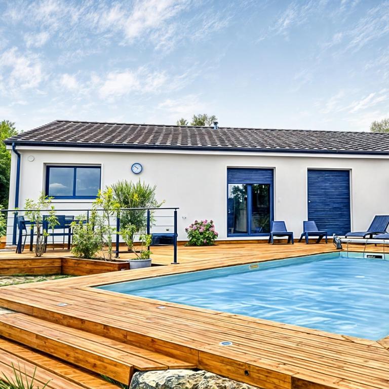 Bazén v ubytování Gîte 2 Newlook nebo v jeho okolí