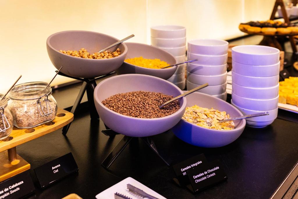 Acevi Villarroel - Resim 24