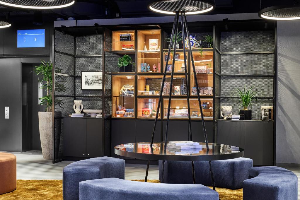 Nápoje v ubytování H2 Hotel Saarbrücken