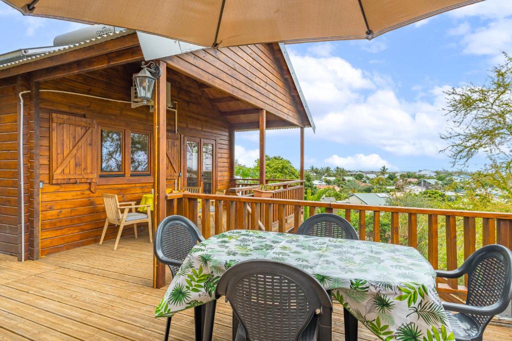 Ảnh trong thư viện ảnh của Chalet Soley, Détente, Confort, 2 Terrasses ở Étang-Salé