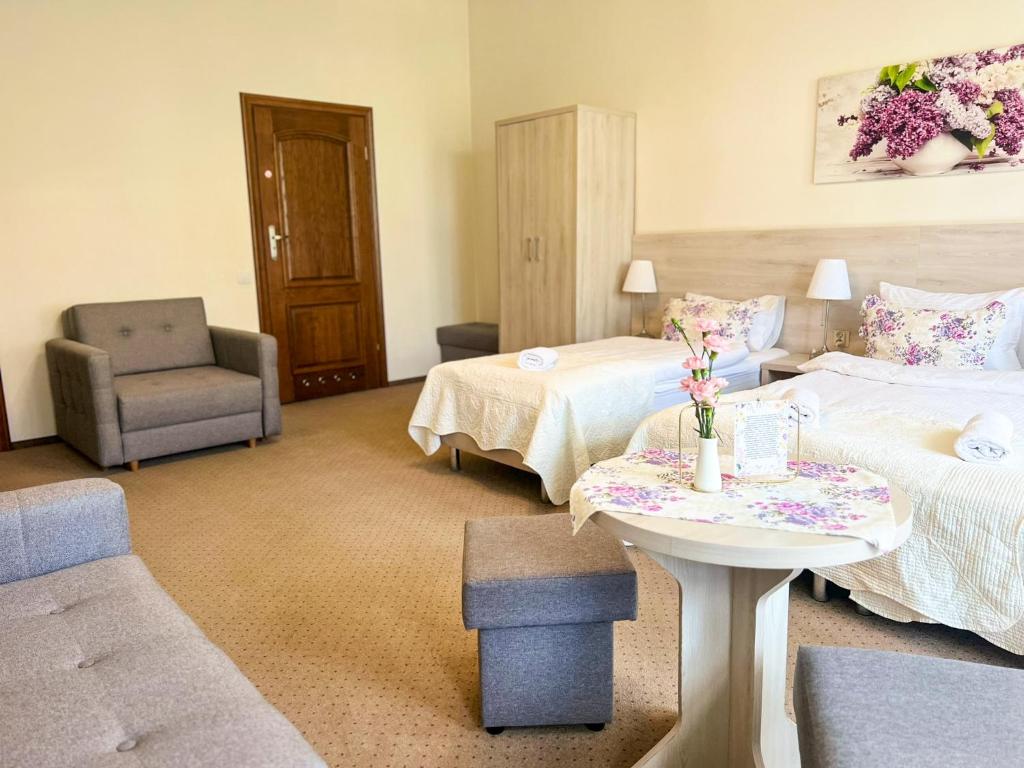 Villa Antica - Habitación Cuádruple Con Baño