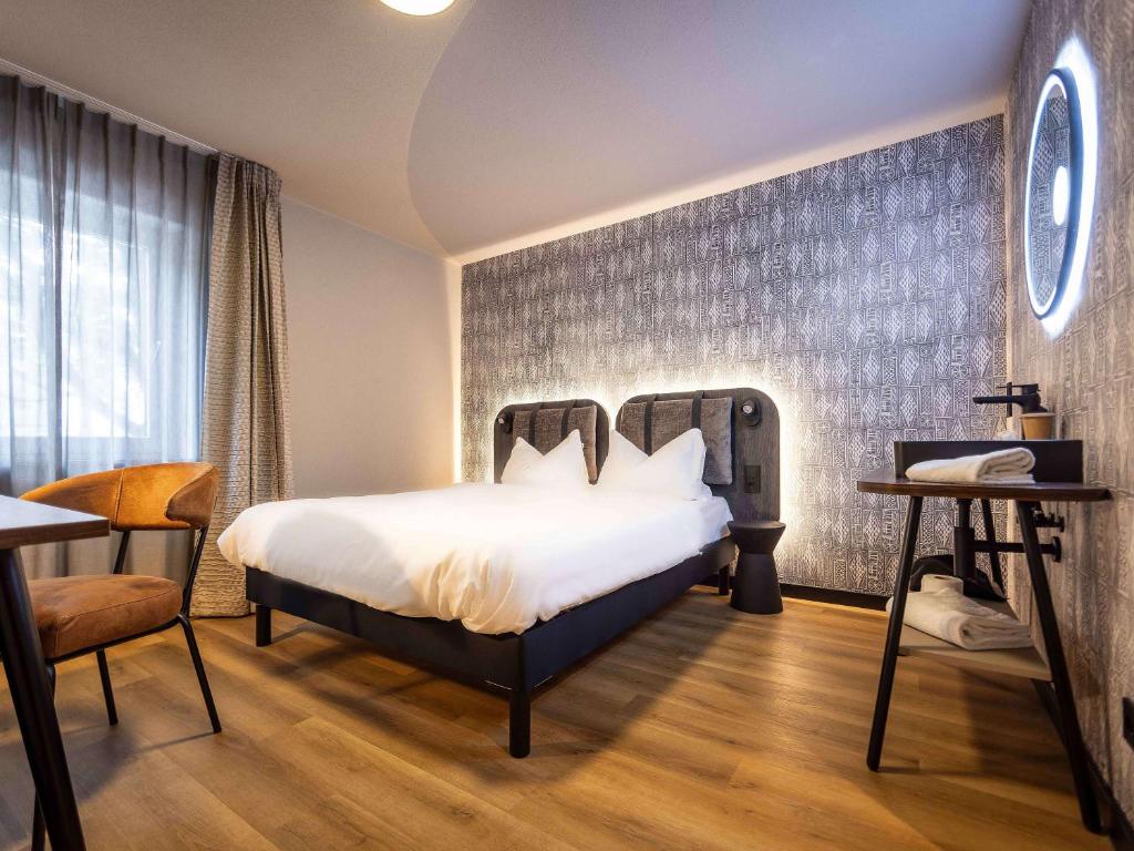 ibis Styles Aalen - Standard Queen Room