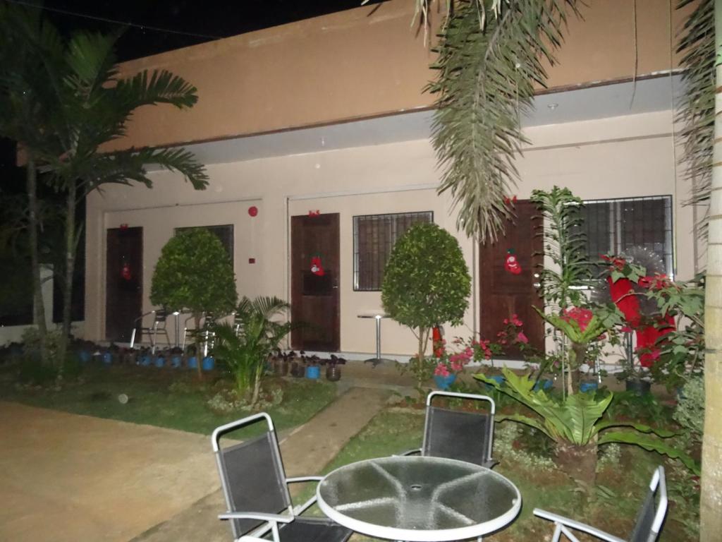 Gallery image of Puerto Apartments in Puerto Princesa City