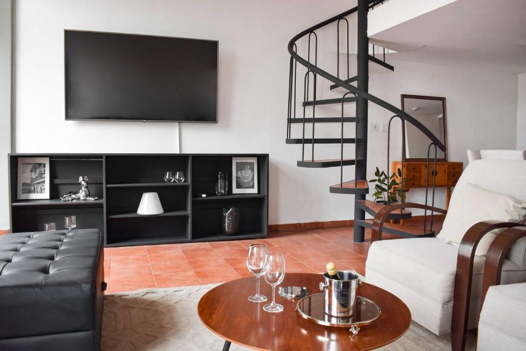 Posezení v ubytování Amazing Loft With The Best View Of Casco Viejo!